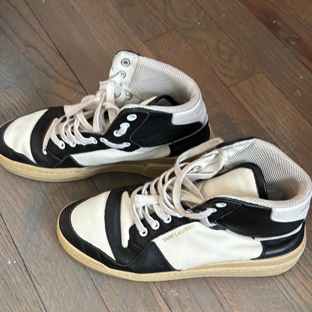 SAINT LAURENT Black and White High-Top Sneakers - Picture 2 of 8